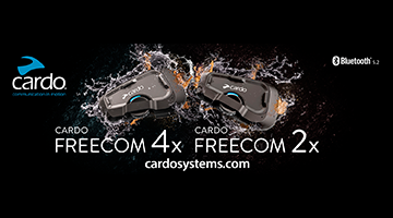 Поворот на 45 градусов - гарнитуры Cardo Systems Freecom 2X и 4X