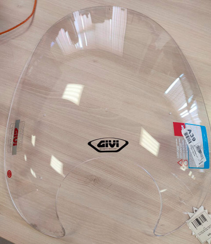 GIVI Стекло ветровое Yamaha XVS 650A Drag Star Classic (98-07)/XV(Многочисленные царапины по стеклу)
