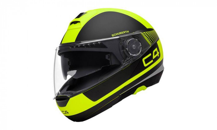 Поставка Schuberth: мотошлемы, мотогарнитуры, визоры и пинлоки.
