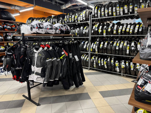 Мотосалон Байк Ленд рядом с Дмитровским шоссе в Москве