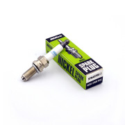 MCP Свеча зажигания аналог MAR10A-J