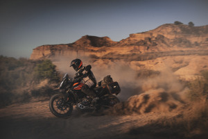 Маленький Adventure для больших путешествий:  KTM 390 Adventure появится в России этой весной 