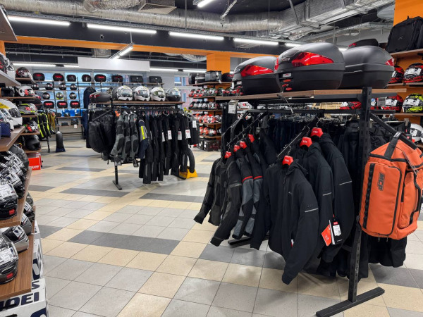 Мотосалон Байк Ленд на Дмитровском шоссе, Москва