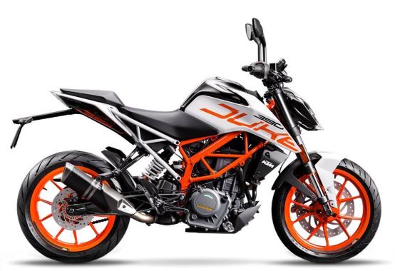Очередная поставка KTM 390 Duke и KTM 250 Duke