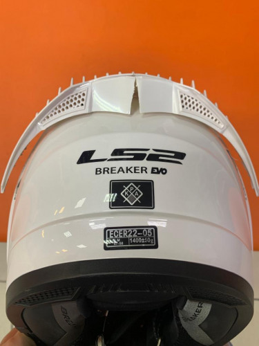 LS2 Мотошлем FF390 BREAKER SOLID (сломан сполер)