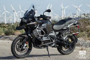 Жидкий гусь эдвенчер 1250: Набор аксессуаров GIVI для BMW R1250GSA