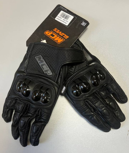 MCP Мотоперчатки Spyder (Разошелся шов на правой перчатке)