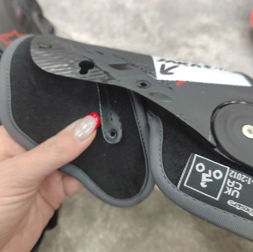 ALPINESTARS Защита колена SX-1 v2  KNEE PROTECTOR(На наколеннике отсутствует заклепка выше коленной чашечки)