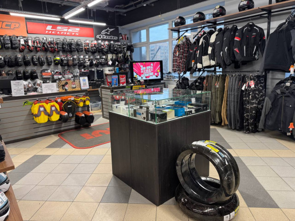 Мотосалон Байк Ленд на Дмитровском шоссе, Москва