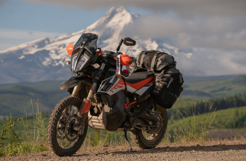 KTM 790 Adventure: Набор аксессуаров GIVI для «семьсотдевяностого»