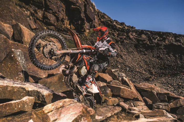 KTM представляет первые в мире двухтактные эндуро с выпрыском топлива