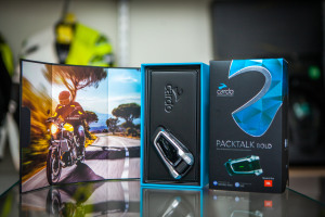 Гарнитура PACKTALK BOLD JBL: Вершина модельного ряда CARDO Systems