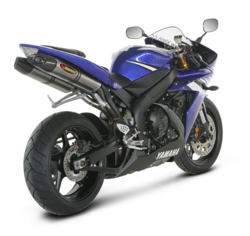 AKRAPOVIC Глушитель карбон   R1 04-06