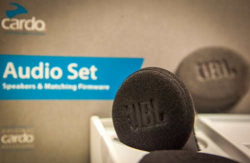 5 причин купить комплект аудиодинамиков Cardo 45mm JBL