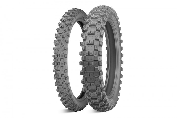 Универсальная резина для перемещения из города на природу. Michelin Tracker