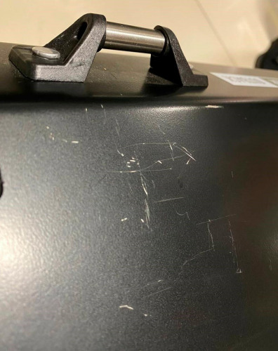 GIVI Комплект боковых кофров алюминиевых TREKKER OUTBACK(Потертости на крышках,царапины на кофре 48л)