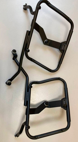 GIVI Крепеж боковых кофров Yamaha FZ8/Fazer 8 800 (10-15)(Некомплект.Отсутствуют крепежи)