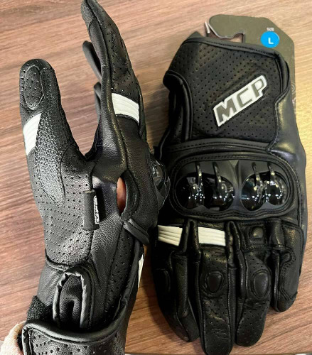 MCP Мотоперчатки Spyder (разошелся шов)